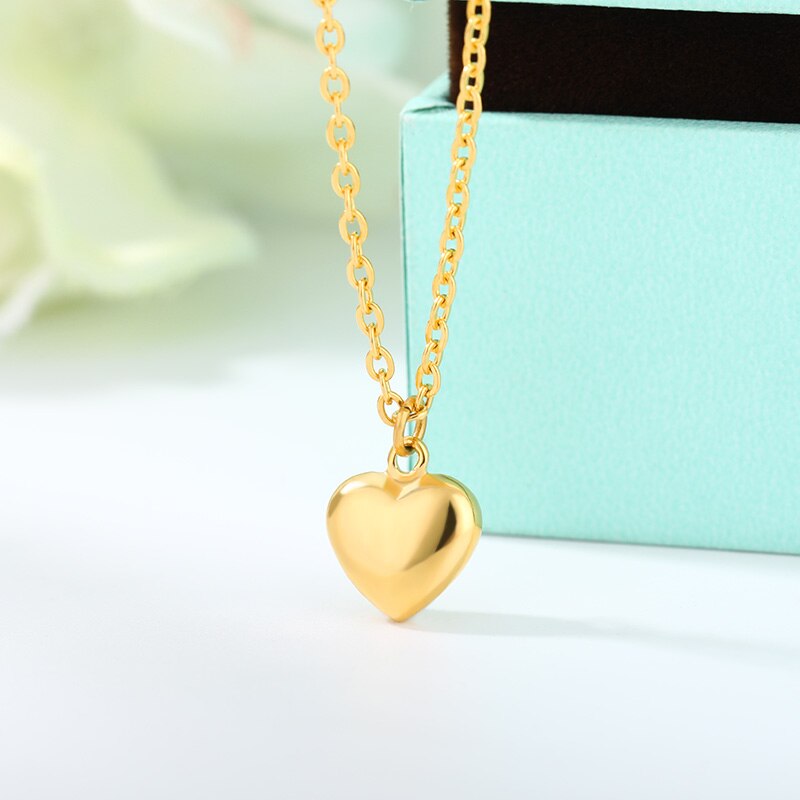 Classic 18kt Gold Plated Heart Necklace for Valentine's Day